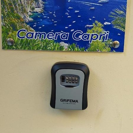 Casa Nina- Camera Capri Lägenhet Neapel Exteriör bild